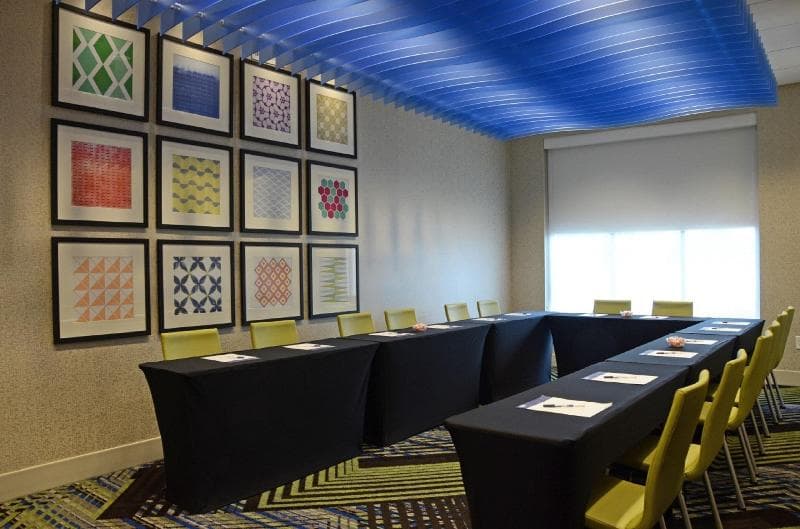 Holiday Inn Express & Suites, Franklin Berry Farms photo 1