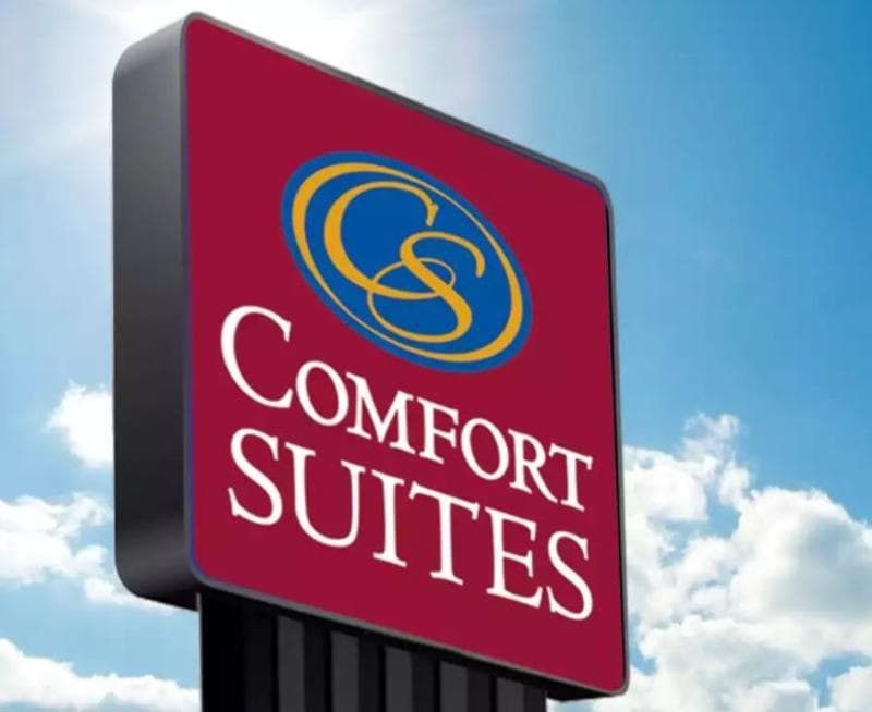 Comfort Suites Tupelo 1