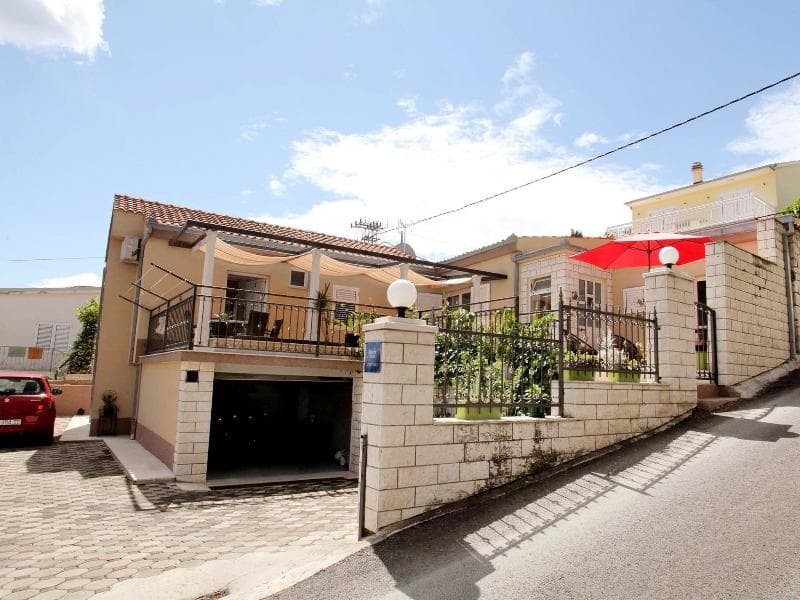 Apartments Jozo 3