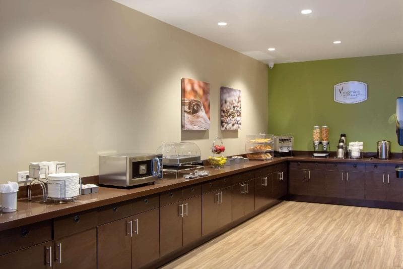 Sleep Inn And Suites Tampa South 3