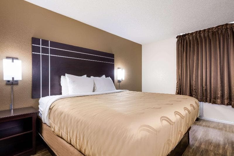 Quality Inn 2