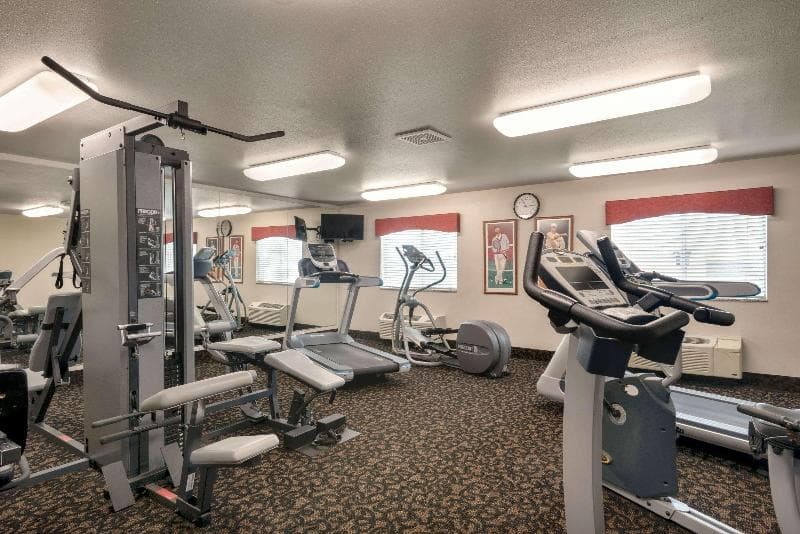 Travelodge by Wyndham Missouri Valley 2