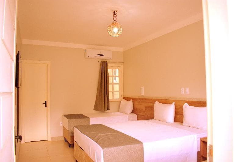 Tropical Mar Hotel 4