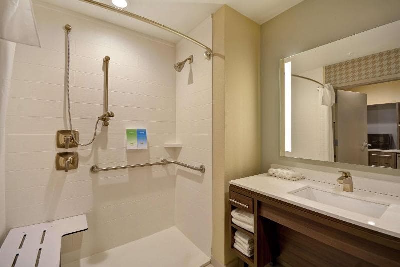 Home2 Suites by Hilton at the Galleria 3