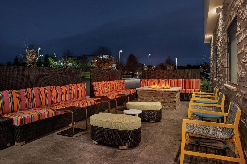 Home2 Suites by Hilton Warminster Horsham 3