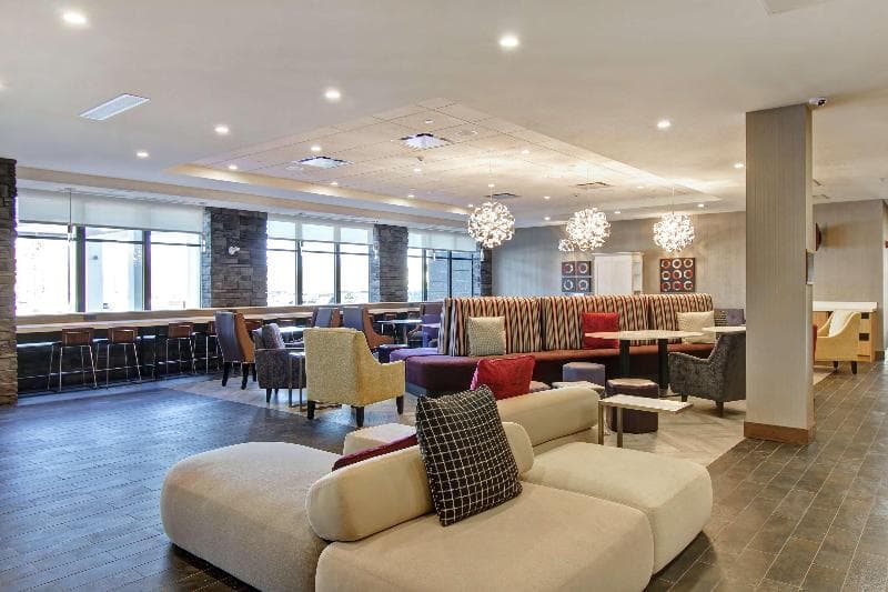 Home2 Suites by Hilton Edmonton South 5
