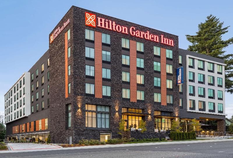 Hilton Garden Inn Seattle Airport 2