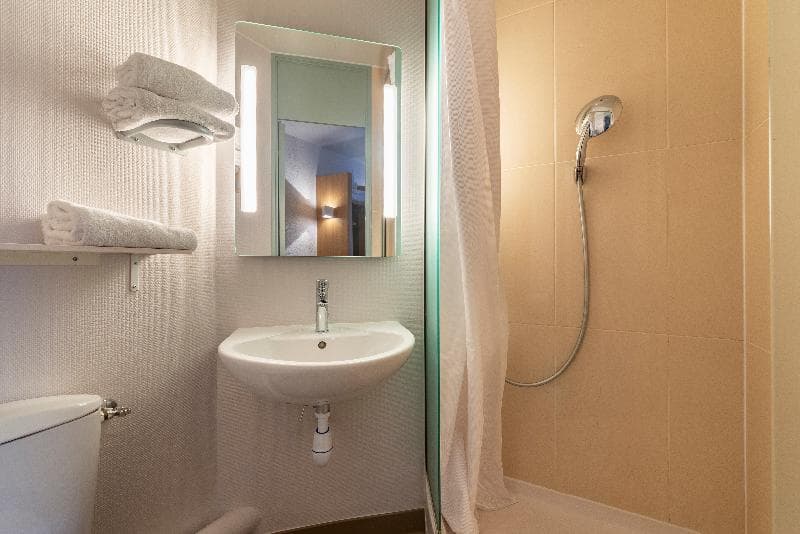 B&B Hotel Nantes Rezé Saint-Sébastien 4