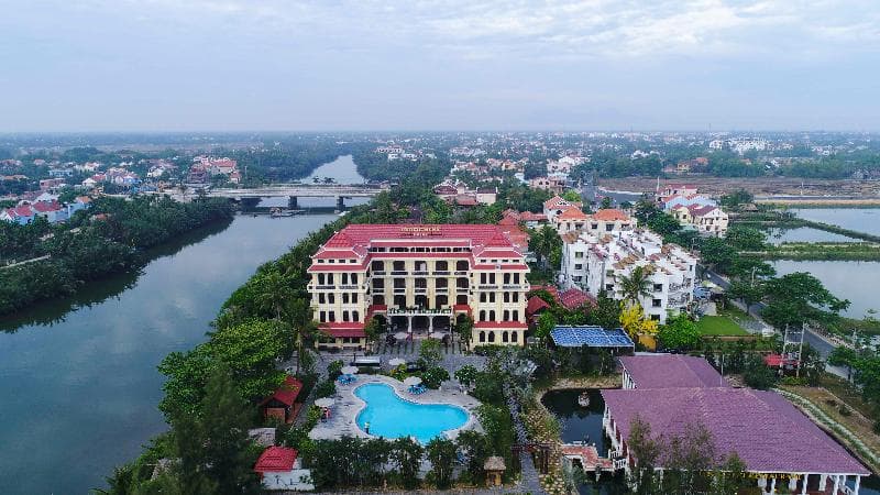 Lu Na Diamond Riverside Hotel main
