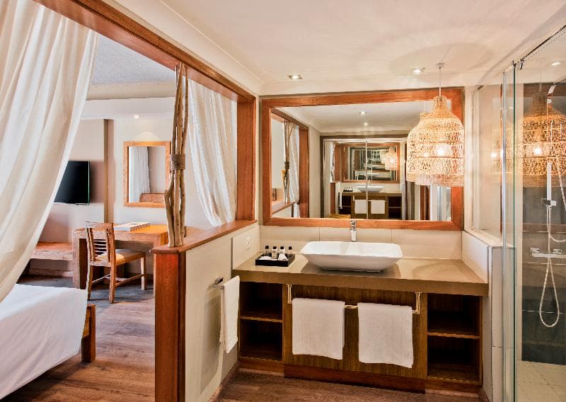 C Mauritius 4