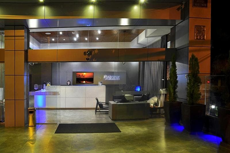 Hotel Rennova 4