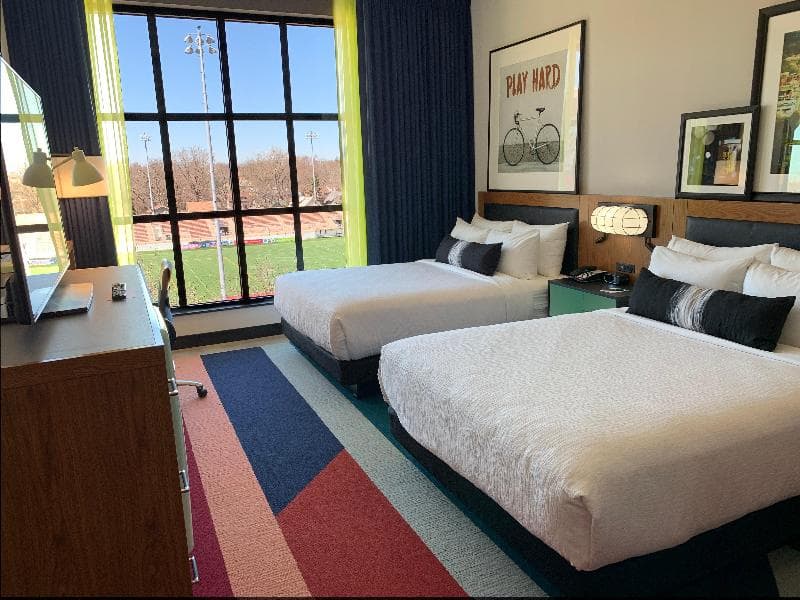 Hotel Indigo Madison Downtown 4