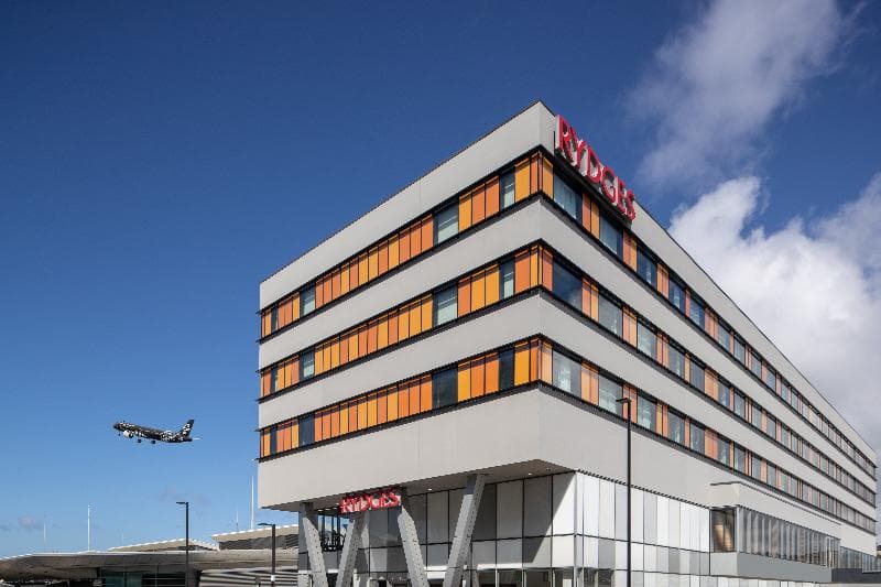 Rydges Wellington Airport main