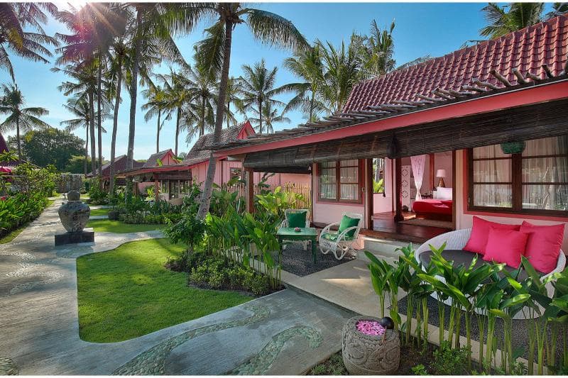Pinkcoco Gili Air - Constant Surprises & For Cool Adults Only 4