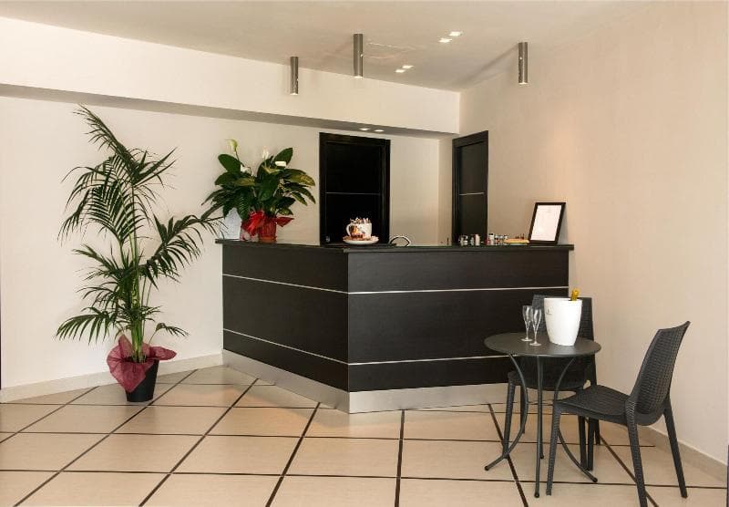 Elihotel 1