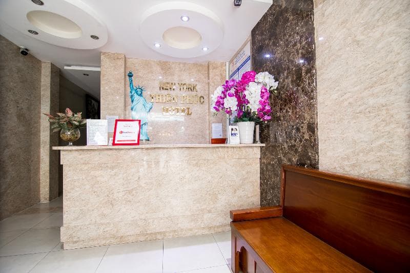 Reddoorz Plus @ Pham Ngu Lao 2 5