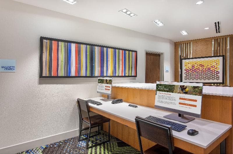 Holiday Inn Express And Suites La Grange photo 1