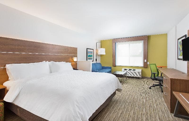 Holiday Inn Express And Suites La Grange 5