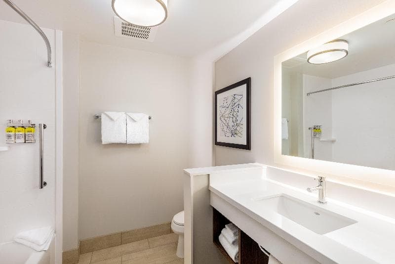 Holiday Inn Express & Suites Moreno Valley - Riverside photo 1