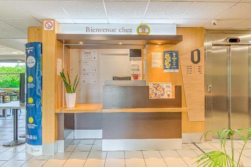 B&B Hotel Salon De Provence 4