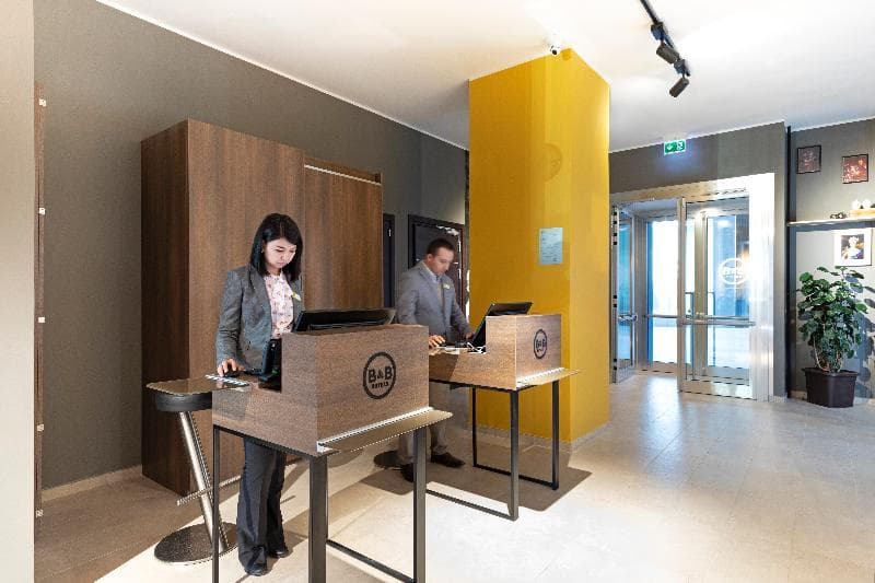 B&B HOTEL Roma Fiumicino Aeroporto Fiera 1 2