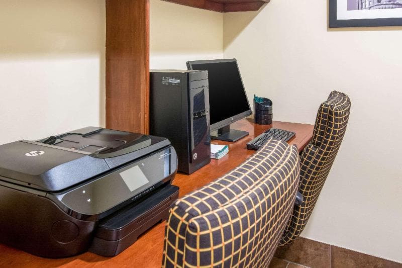 Quality Inn & Suites Eveleth photo 1
