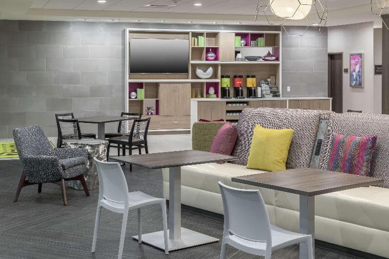 Home2 Suites by Hilton Orlando Airport 3