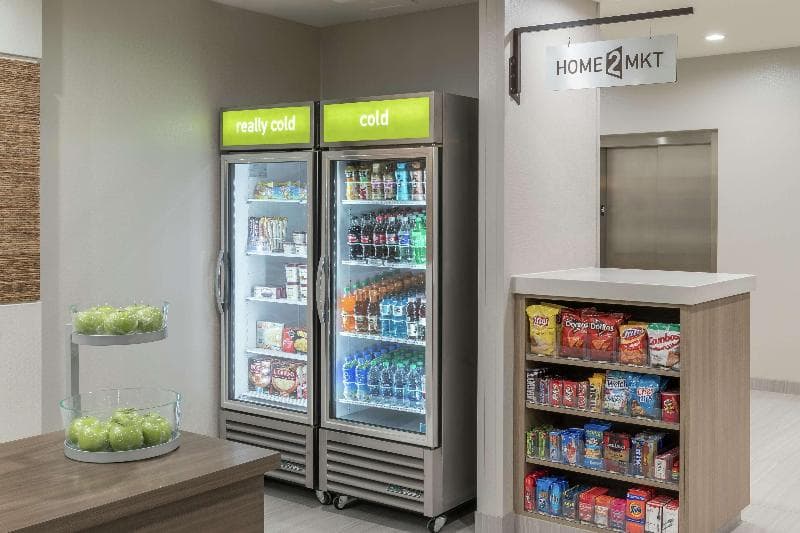 Home2 Suites by Hilton Orlando Airport 4