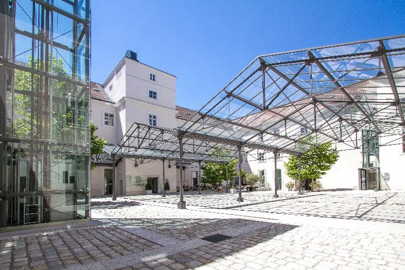 Altes Kloster 2