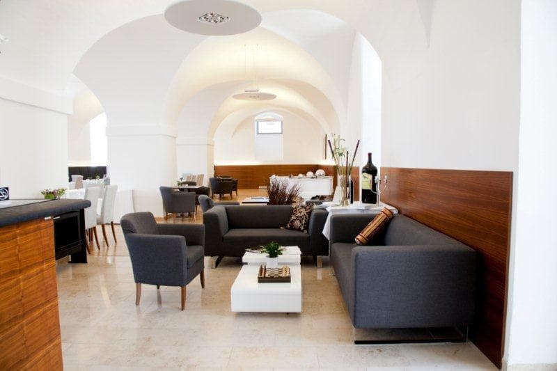 Altes Kloster 4
