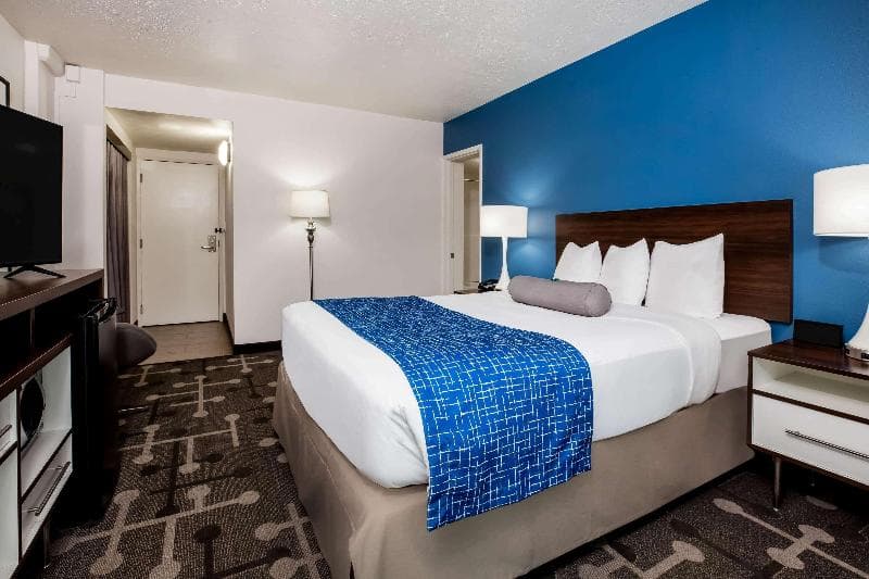 Baymont By Wyndham Spokane 3