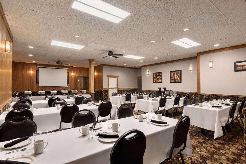 Travelodge By Wyndham Brandon photo 1