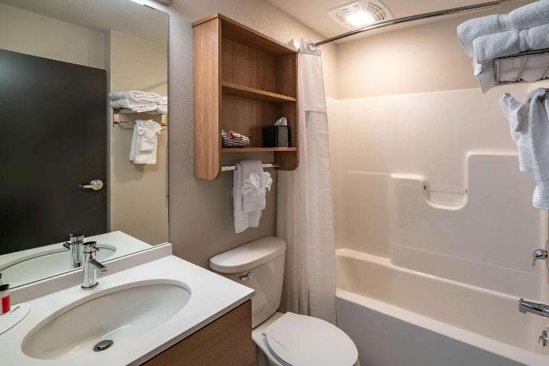 Microtel Inn And Suites By Wyndham Carlisle 4