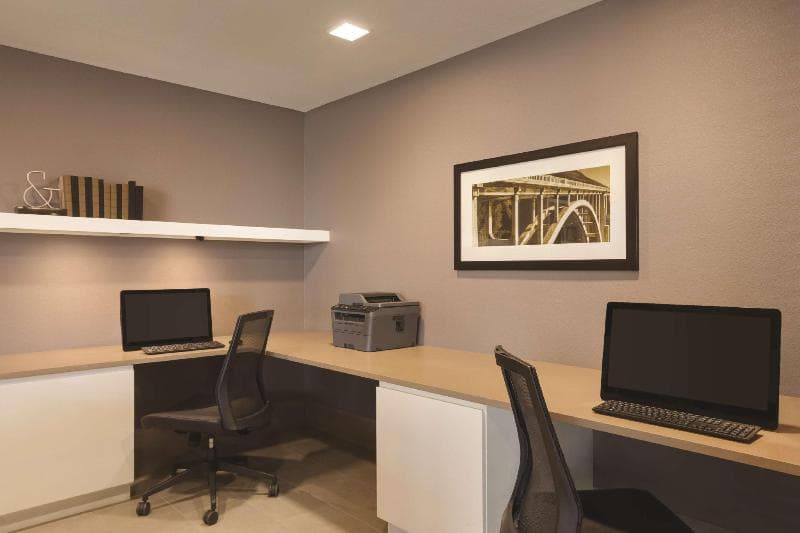 Country Inn & Suites by Radisson, Lawrence, KS 2