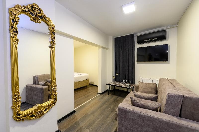 Global Suites Hotel (Adults Only) photo 1