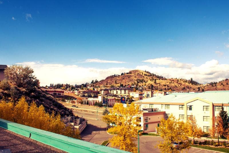 Pacific Inn & Suites 3