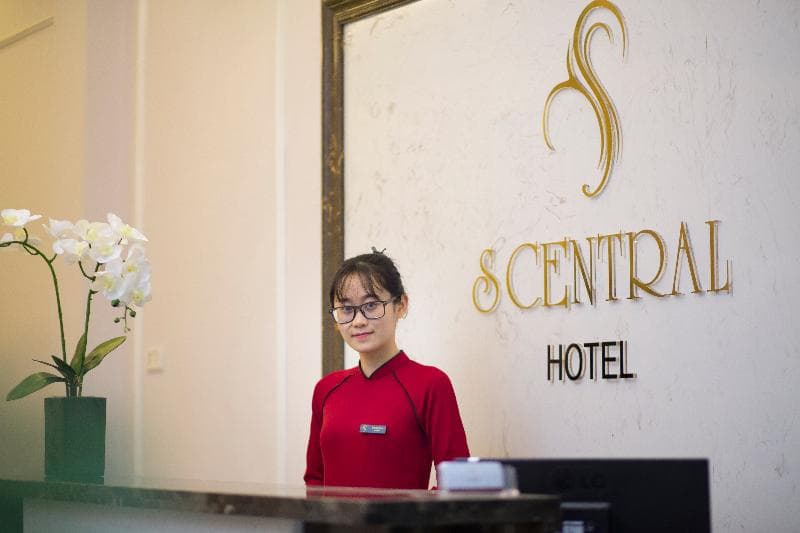 S Central Hotel & Spa 3
