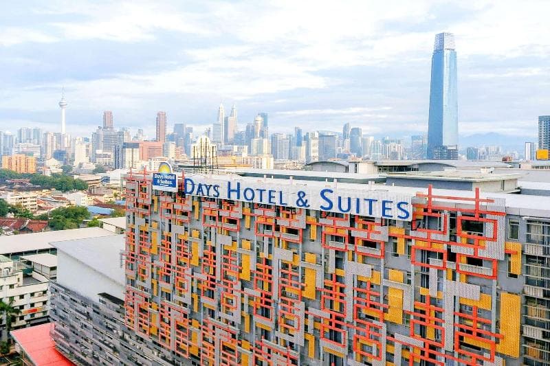 Days Hotel & Suites By Wyndham Fraser Business 3