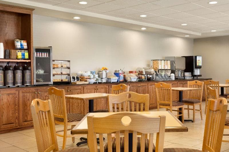 Country Inn & Suites Boise West 3