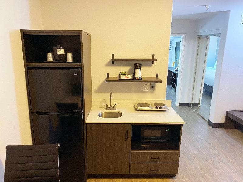 Hawthorn Extended Stay By Wyndham Hobbs 4