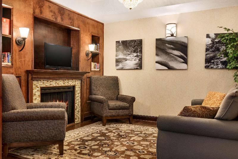 Country Inn & Suites by Radisson, Savannah Gateway, GA 5