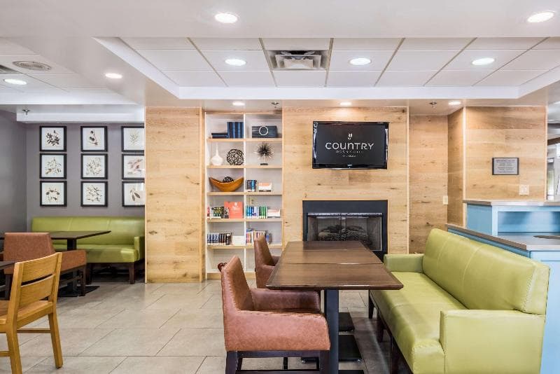 Country Inn & Suites by Radisson, Cookeville, TN 5