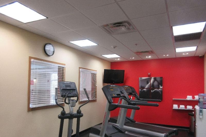 Comfort Inn And Suites 3