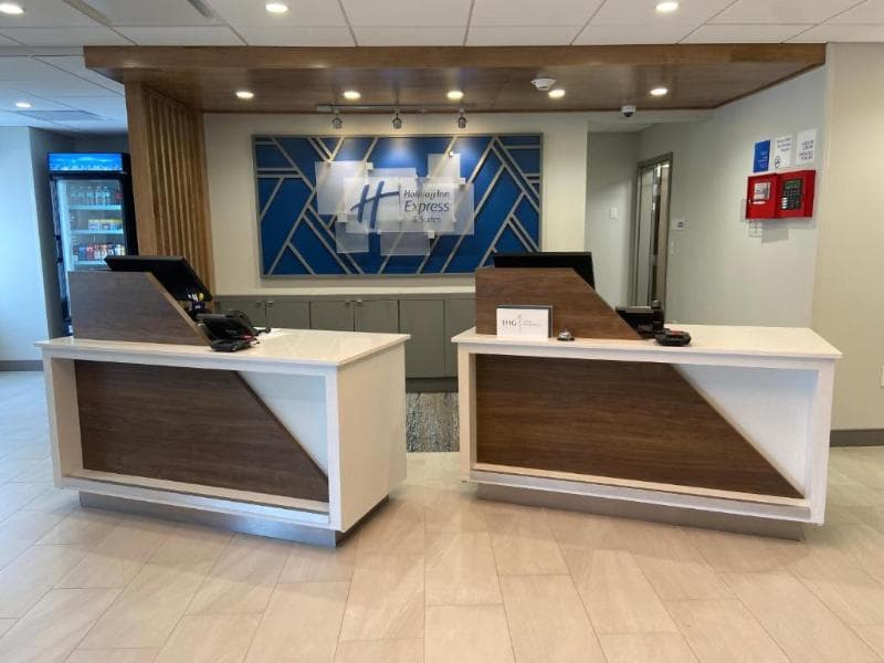 Holiday Inn Express And Suites Elyria 4
