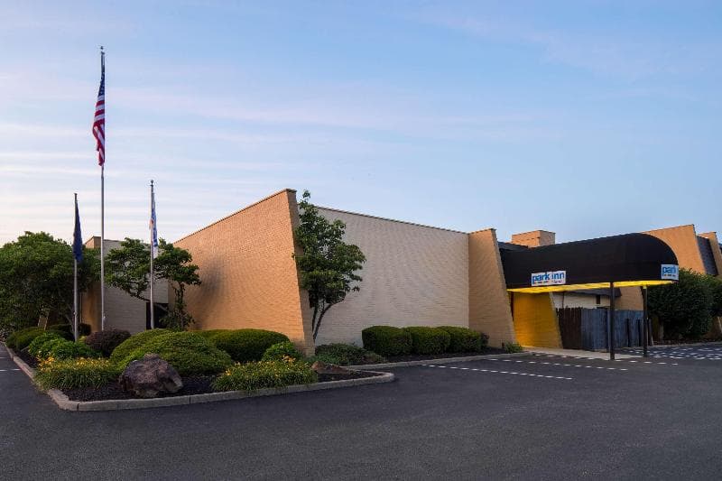 Park Inn By Radisson Sharon, Pa 3
