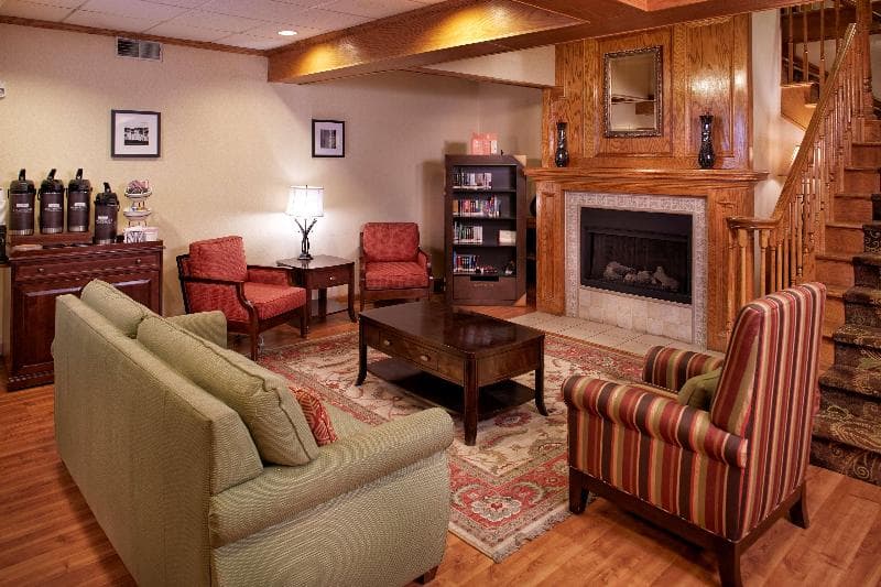 Country Inn & Suites by Radisson, Columbia Airport, SC 3