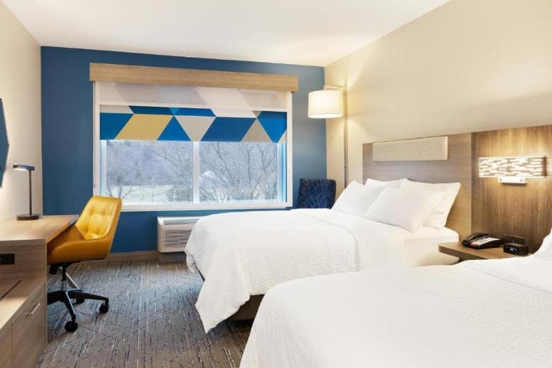 Port Wisconsin Inn and Suites 5
