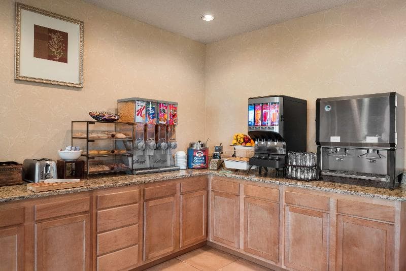Country Inn & Suites By Radisson, Stevens Point, Wi 3