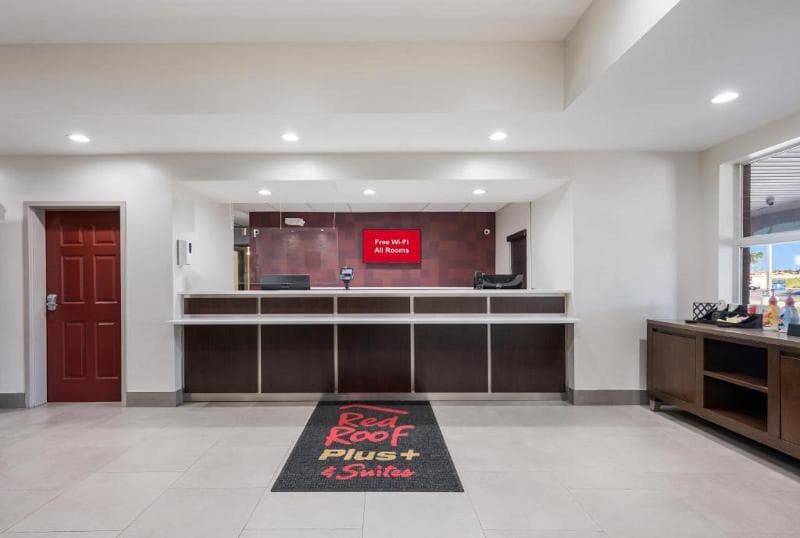 Red Roof Inn & Suites Birmingham - Bessemer 4