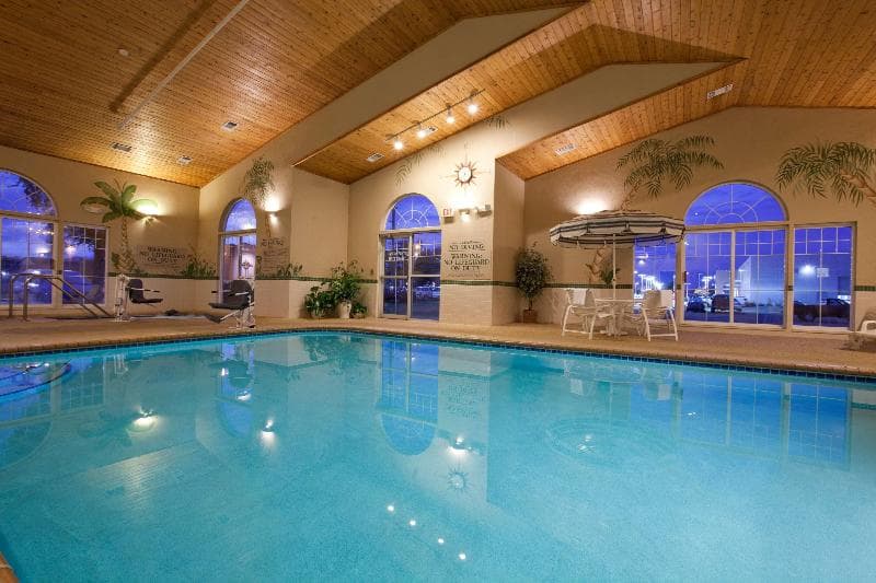 Country Inn & Suites By Radisson, Cedar Falls, Ia 5